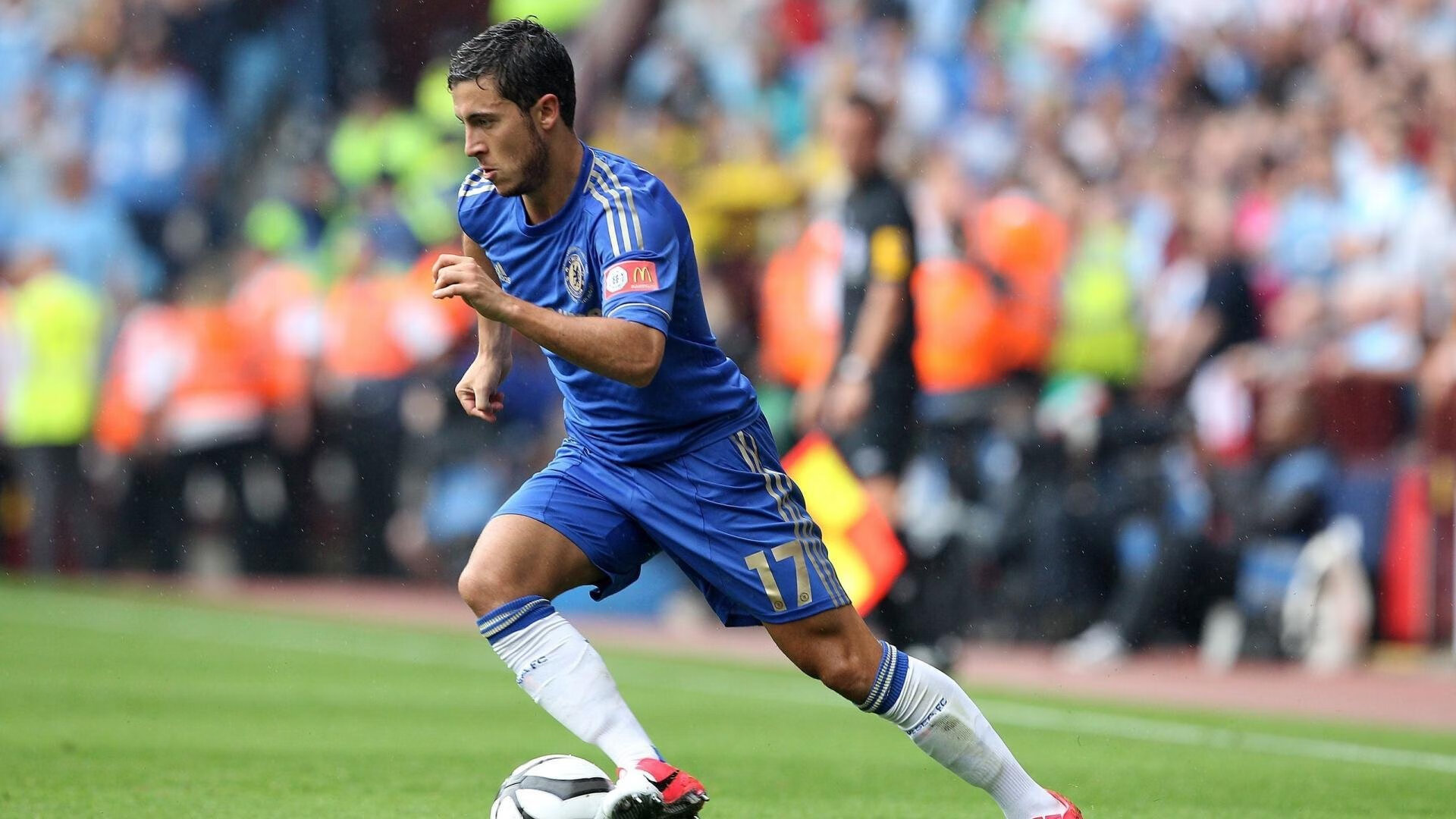 意甲新星频频转会，关注焦点持续升温，意甲新人