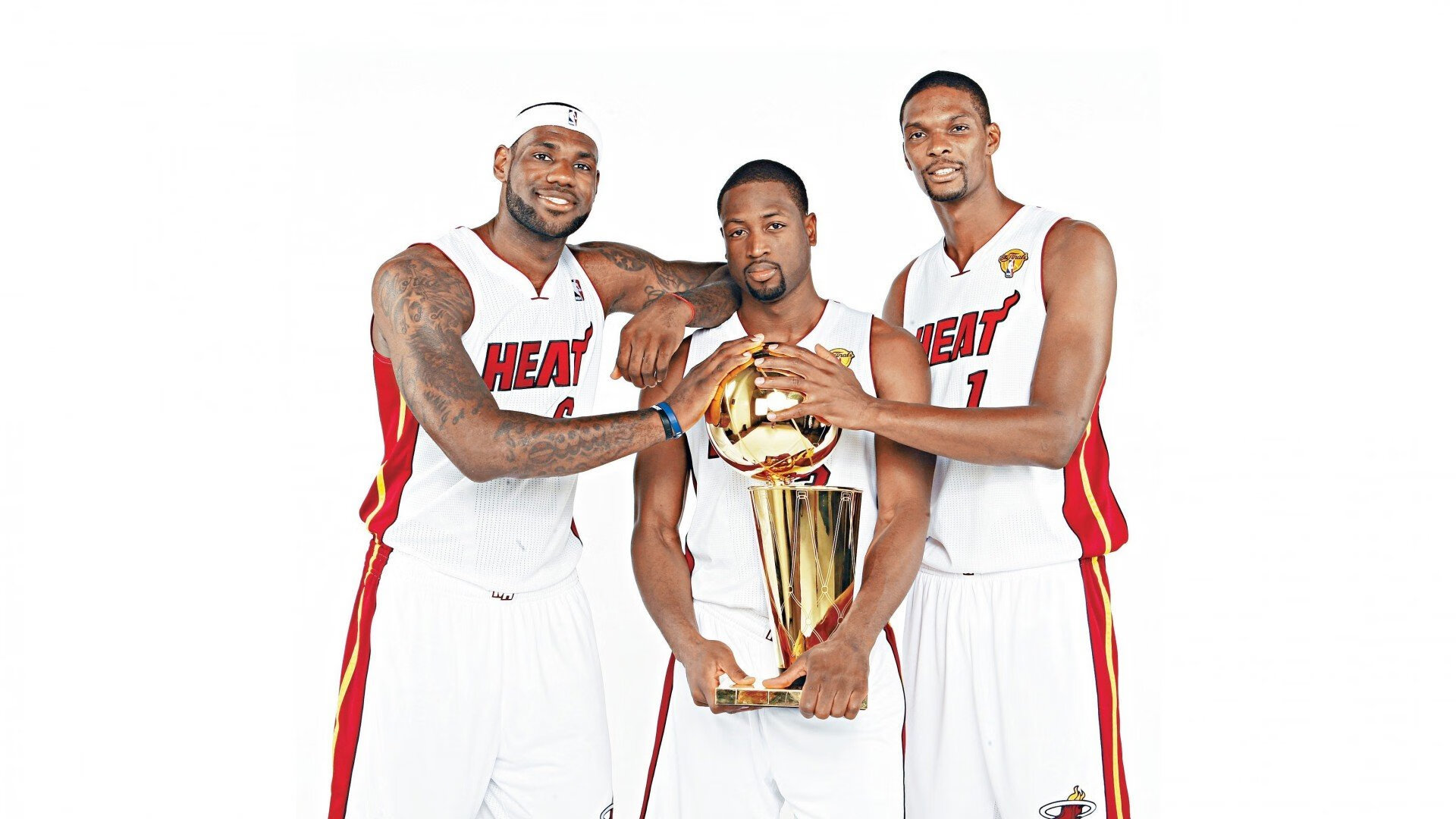 足球裁判队伍扩容提高比赛执法效率，做好足球裁判工作的几个要素